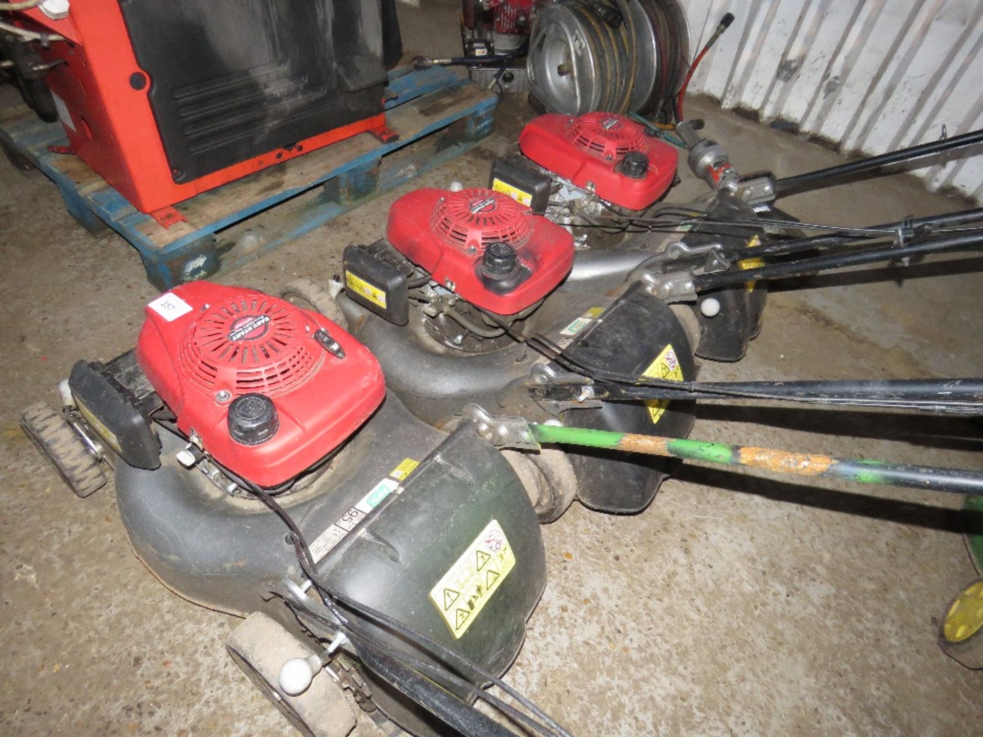 3 X HONDA IZZY PETROL ROTARY MOWERS - Image 2 of 3