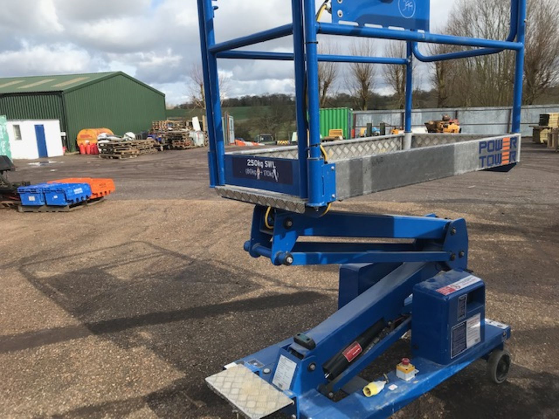 POWER TOWER SCISSOR LIFT ACCESS UNIT, YEAR 2016, DIRECT FROM LOCAL COMPANY WHO ARE NOW HIRING ALL