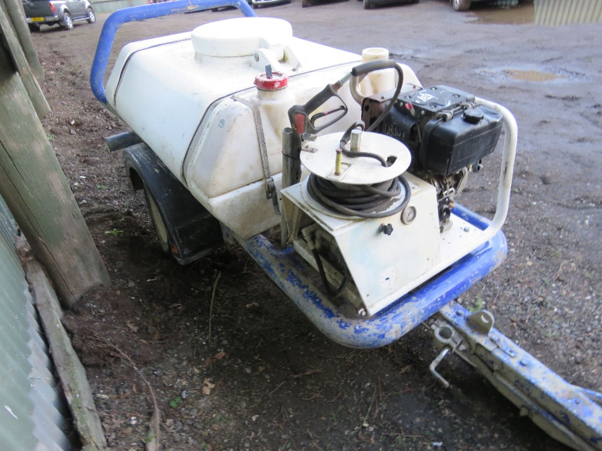 BRENDON WASHER BOWSER WITH YANMAR DIESEL ENGINE. - Image 7 of 8