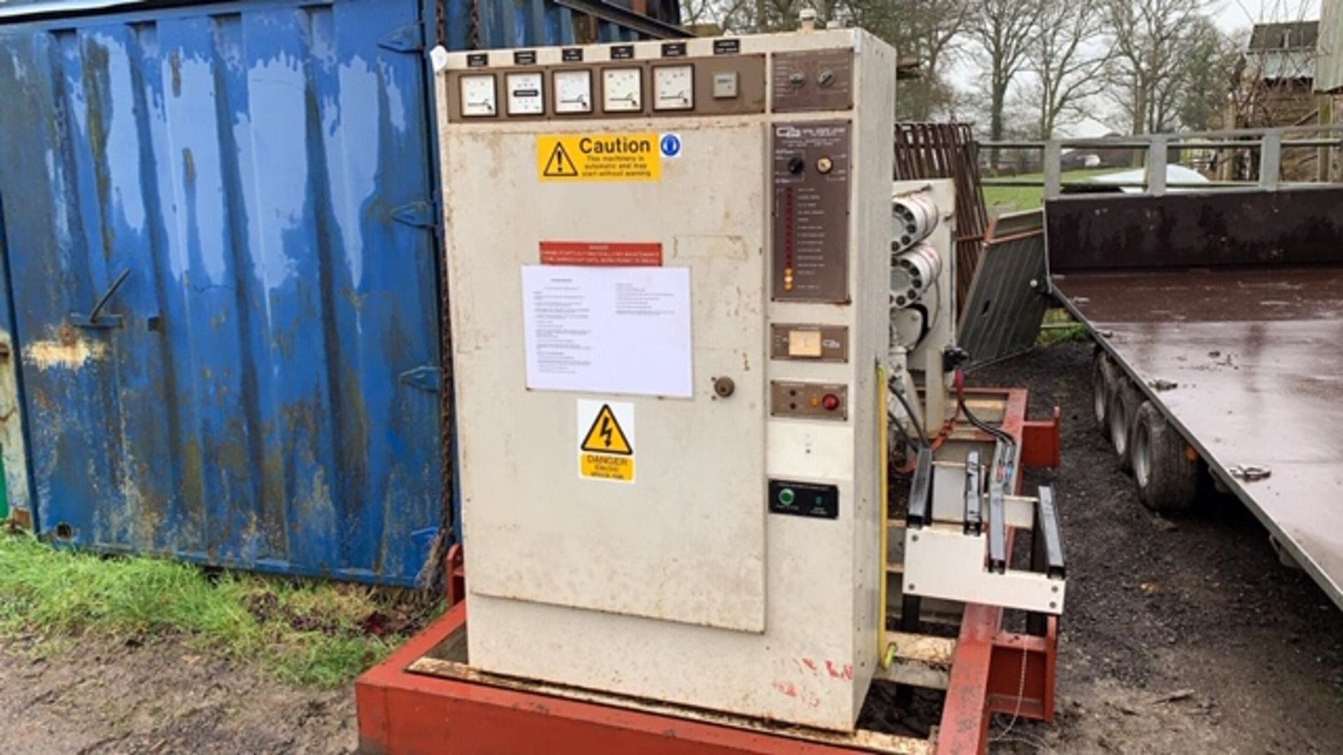 PUMA 200KVA VOLVO TURBO ENGINED DIESEL GENERATOR, PREVIOUS AIRPORT STANDBY UNIT, SHOWING 478REC HRS. - Image 4 of 5