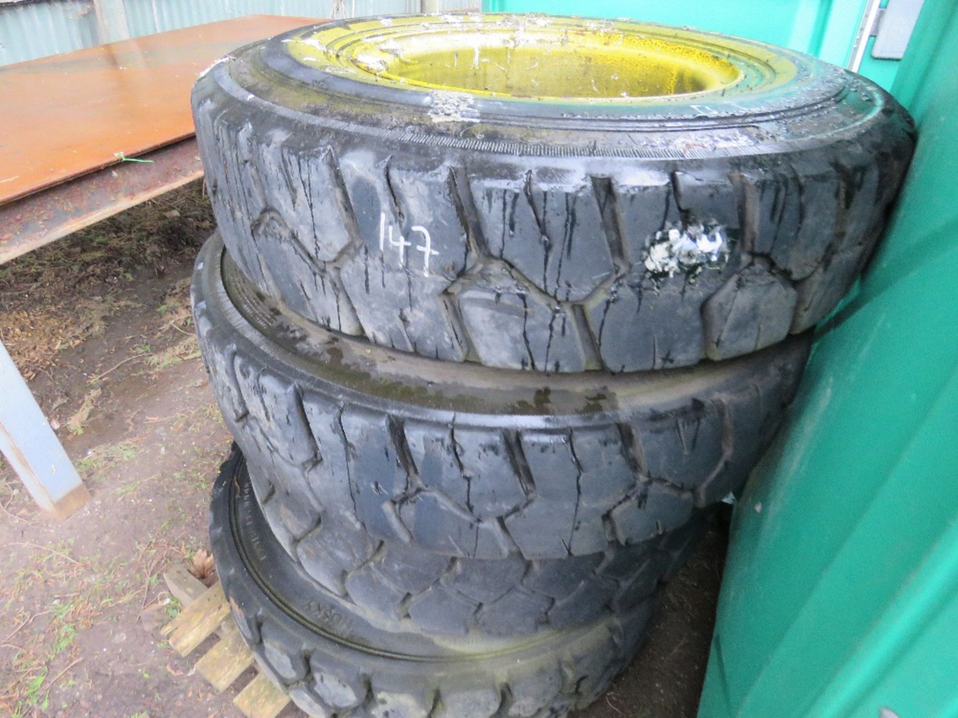 4X INDUSTRIAL SOLID WHEELS AND TYRES