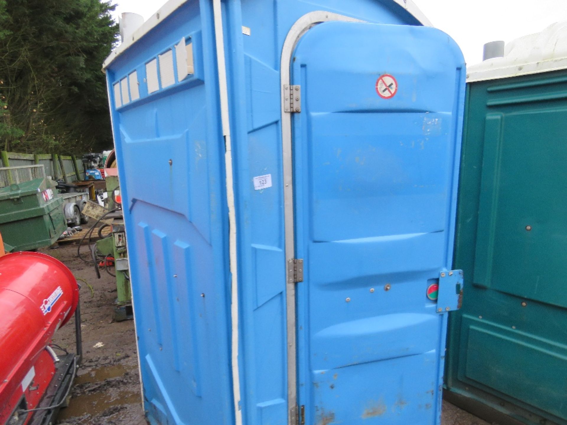 Portable site toilet