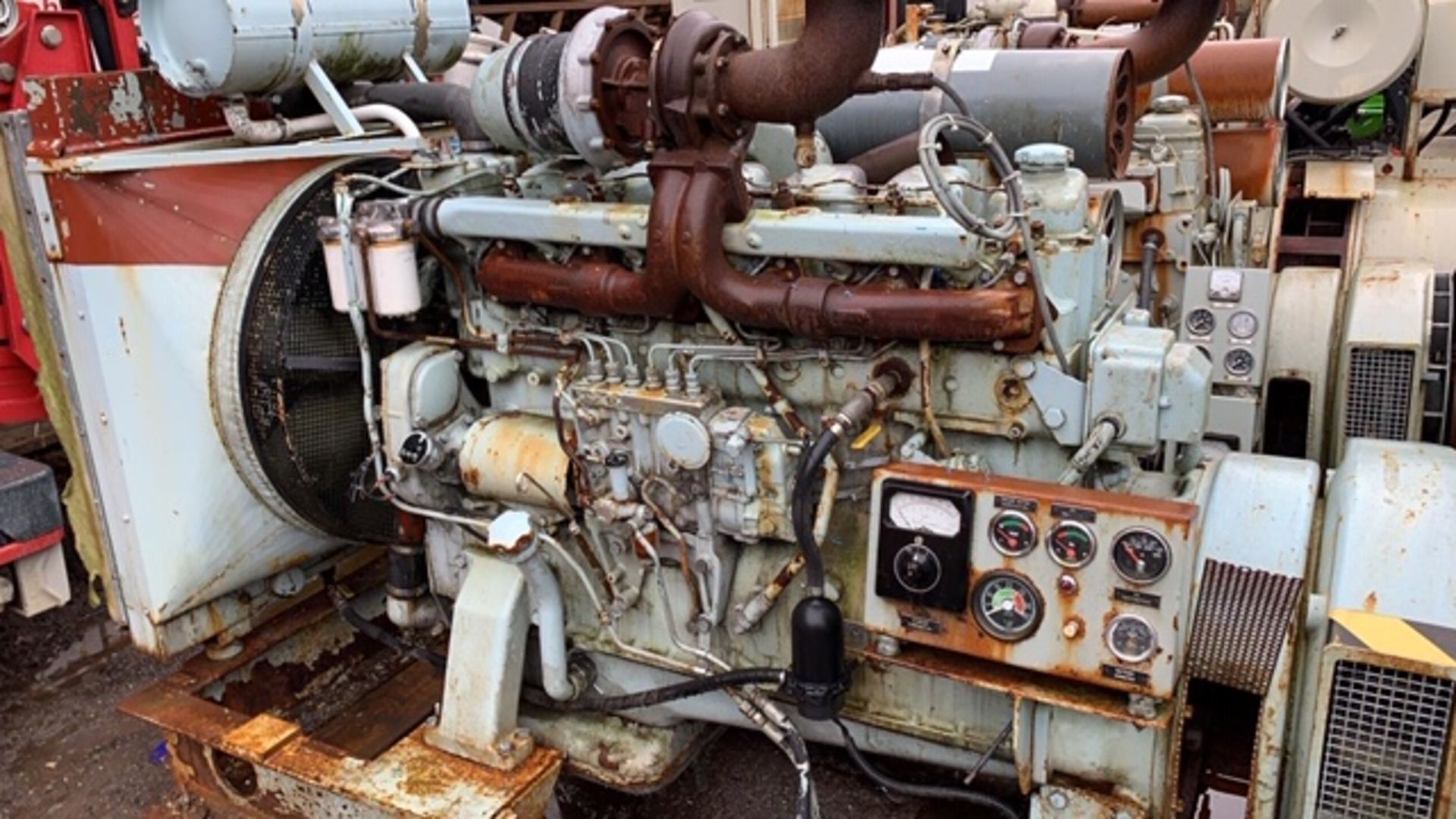 AUTO DIESELS VOLVO PENTA 187KVA RTED DIESEL GENERATOR, PREVIOUS AIRPORT STANDBY UNIT, SHOWING 800 - Image 4 of 5