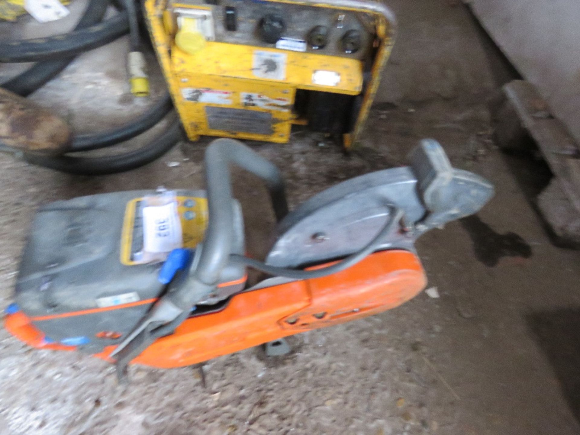 HUSQVARNA PETROL SAW CONDITION UNKNOWN, UNTESTED - Image 2 of 3