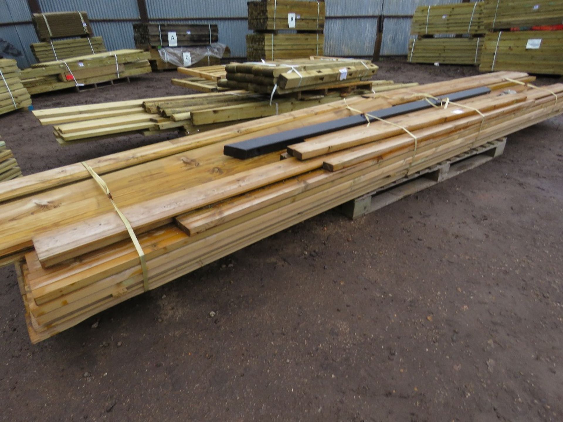 LARGE PACK OF ASSORTED DECKING AND INTERLOCKING TIMBER 8FT-15FT APPROX.