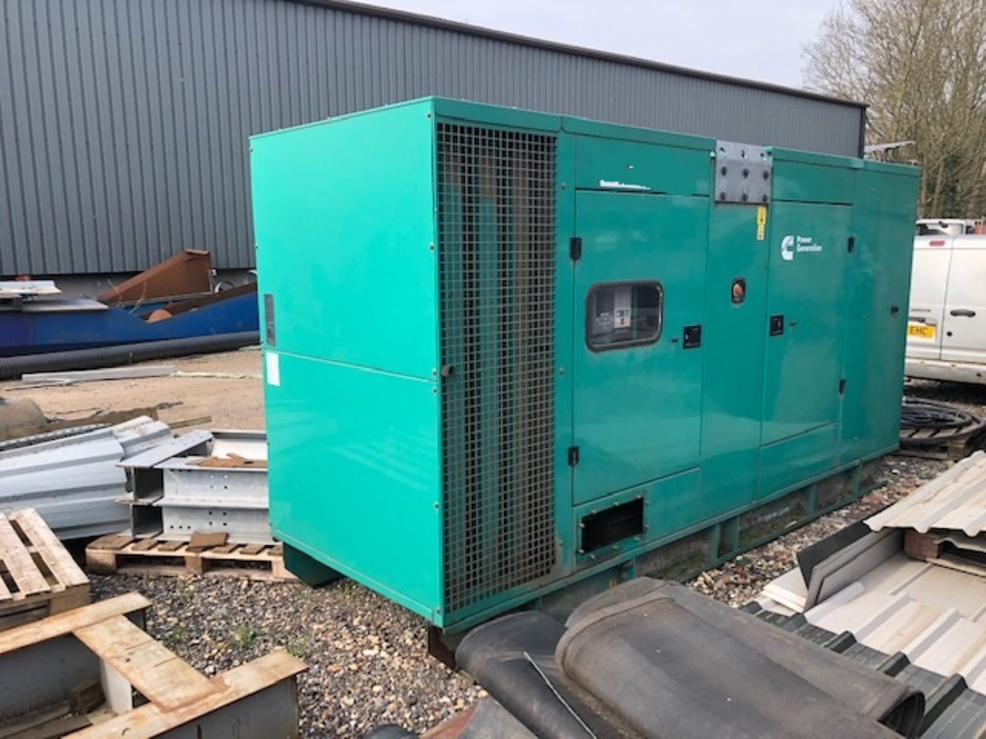 CUMMINS ENGINED 300KVA GENERATOR YEAR 2012 8367 REC HRS. DIRECT FROM LOCAL COMPANY AFTER UPGRADING - Image 2 of 14