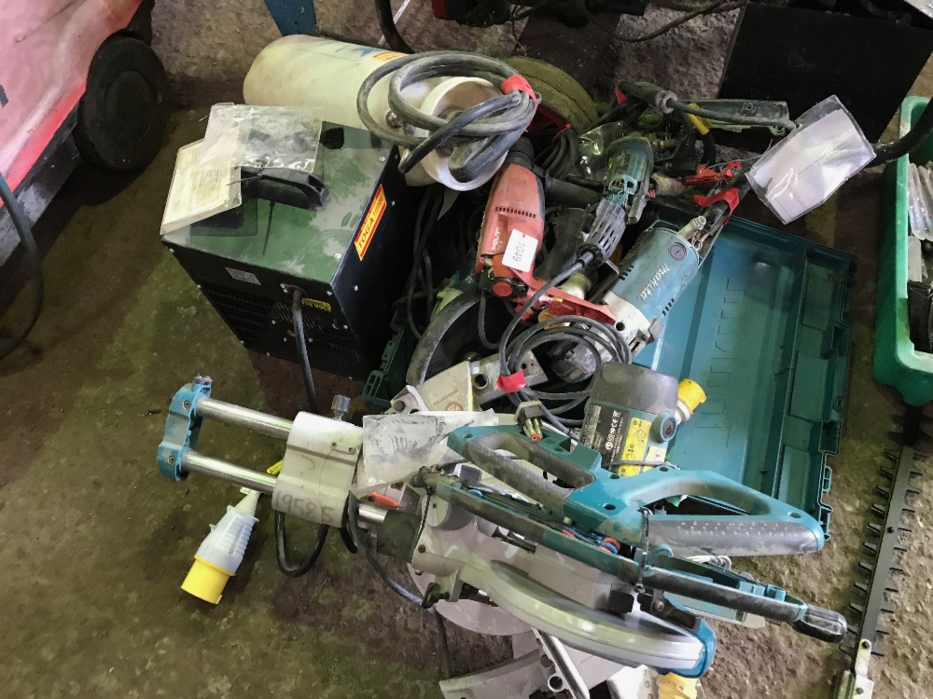 Electric tools for spares/repair - Image 2 of 2