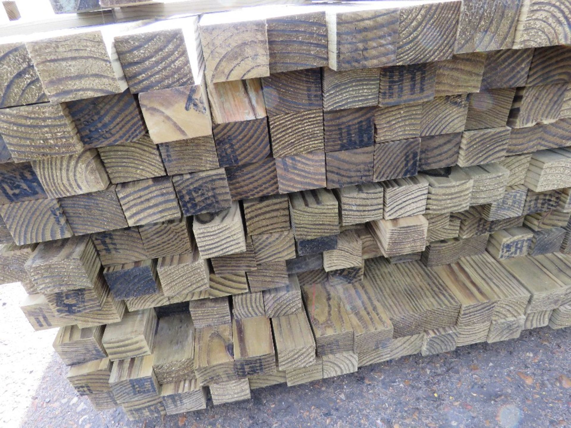 Pack of 2.7m length timber posts, 55mm x 45mm approx. 220no. approx in total - Image 2 of 2