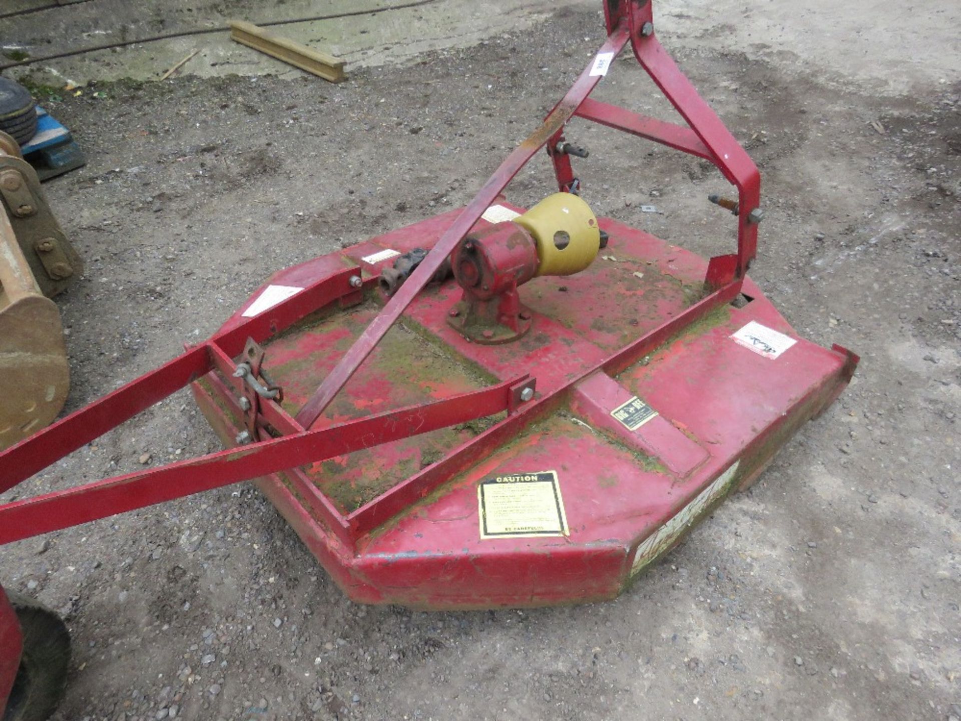 BIG BEE TRACTOR MOUNTED 4FT TOPPER MOWER - Image 3 of 6