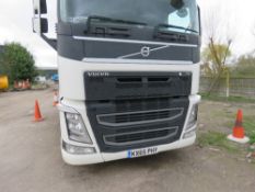 VOLVO FH13 MID LIFT TRACTOR UNIT REG: KX65 PHY with King trailer