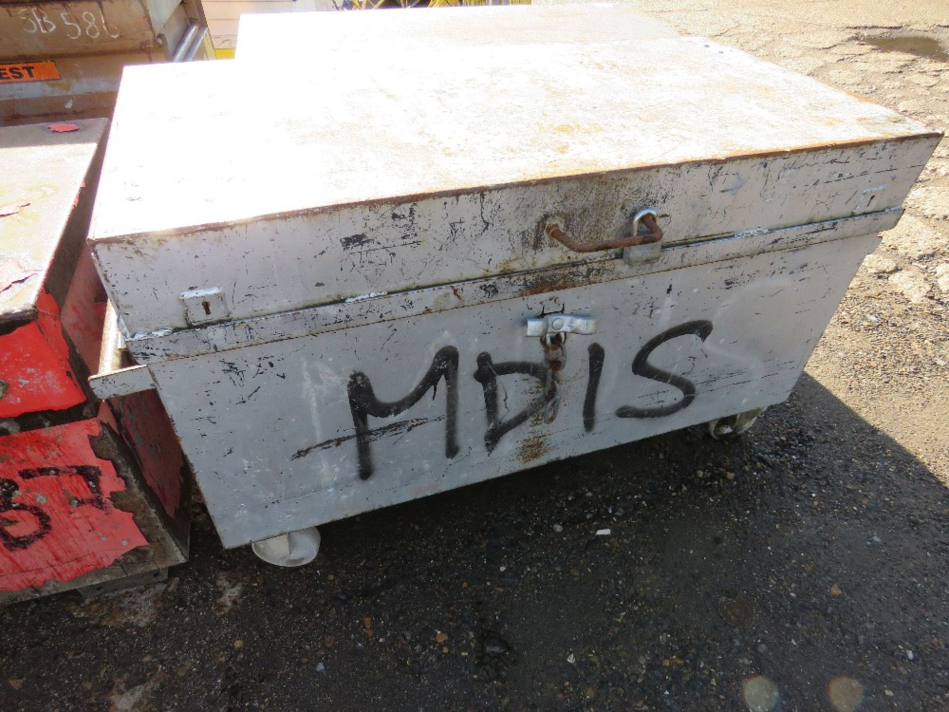 Tool box, no keys, ex company liquidation