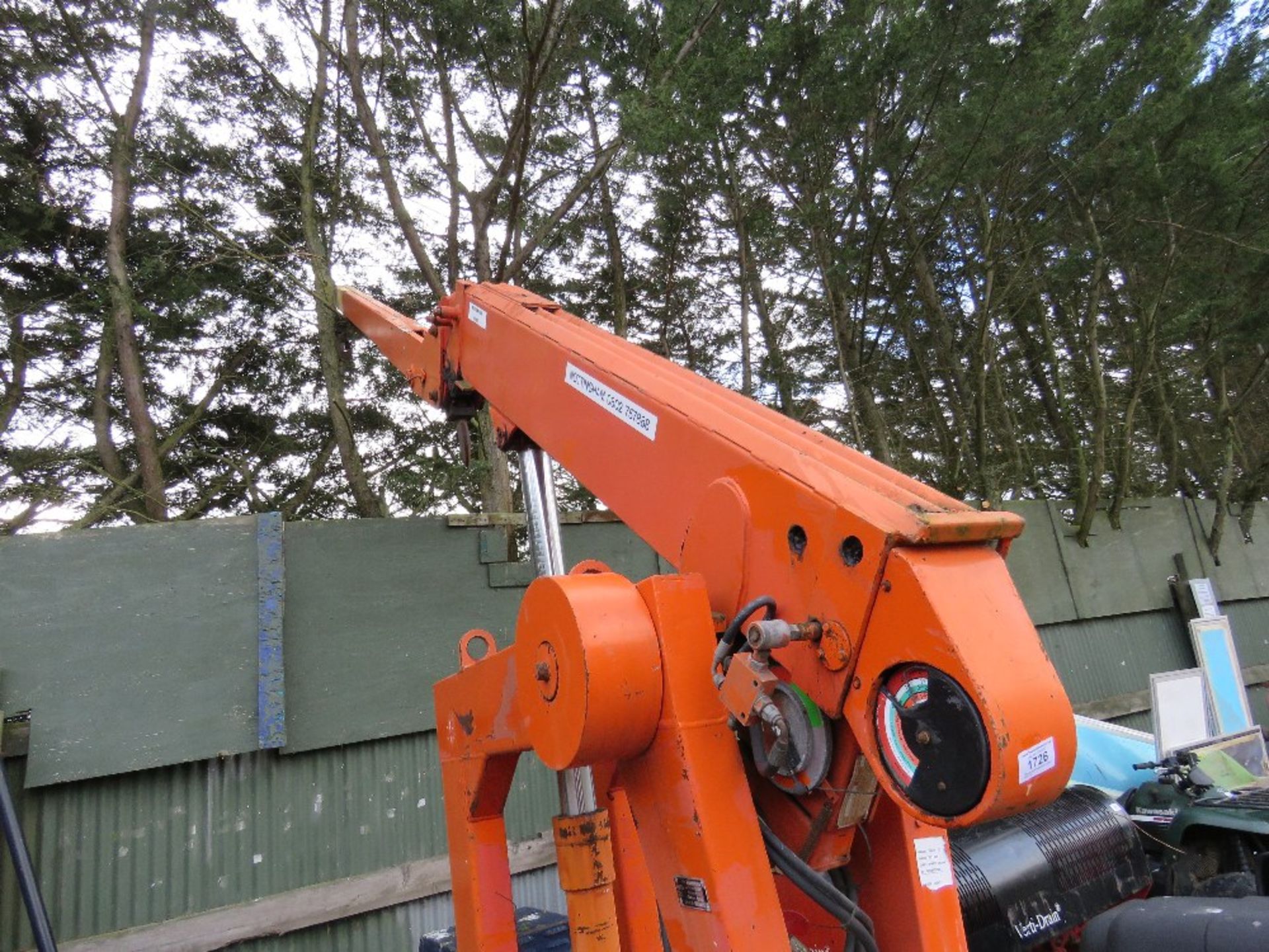 4Tonne rated telescopic crane. Runs, drives and lifts/ - Image 2 of 3