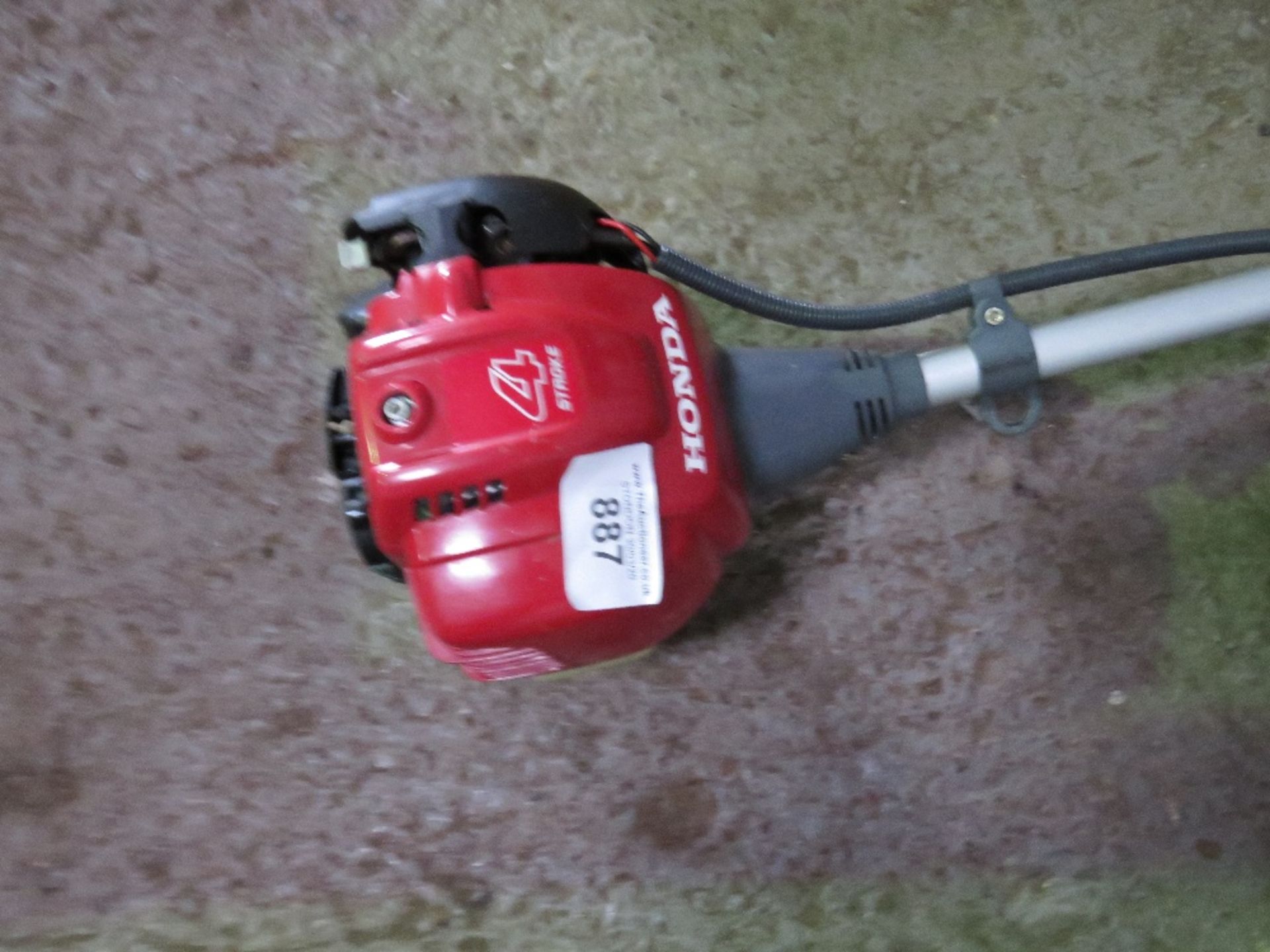 Honda petrol strimmer - Image 2 of 4