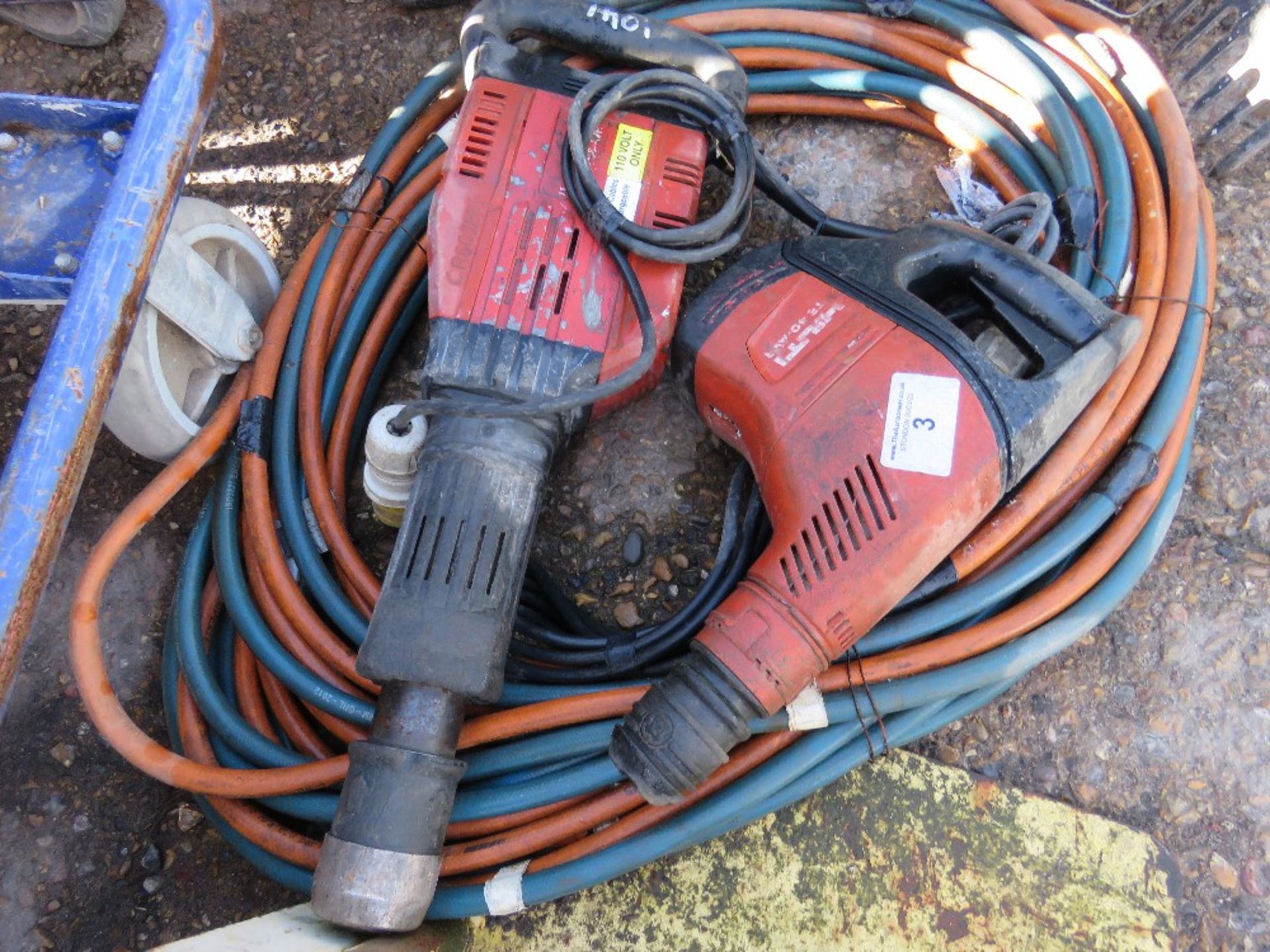 Gas hoses plus 2no. breaker drills - Image 2 of 3