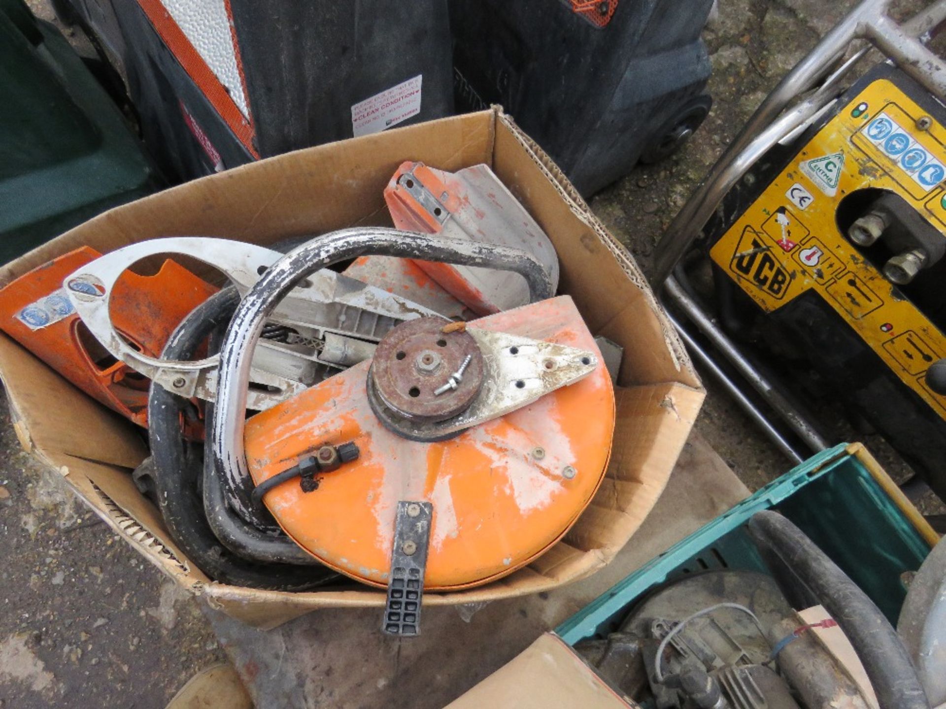 Pallet of saw spares - Image 2 of 2
