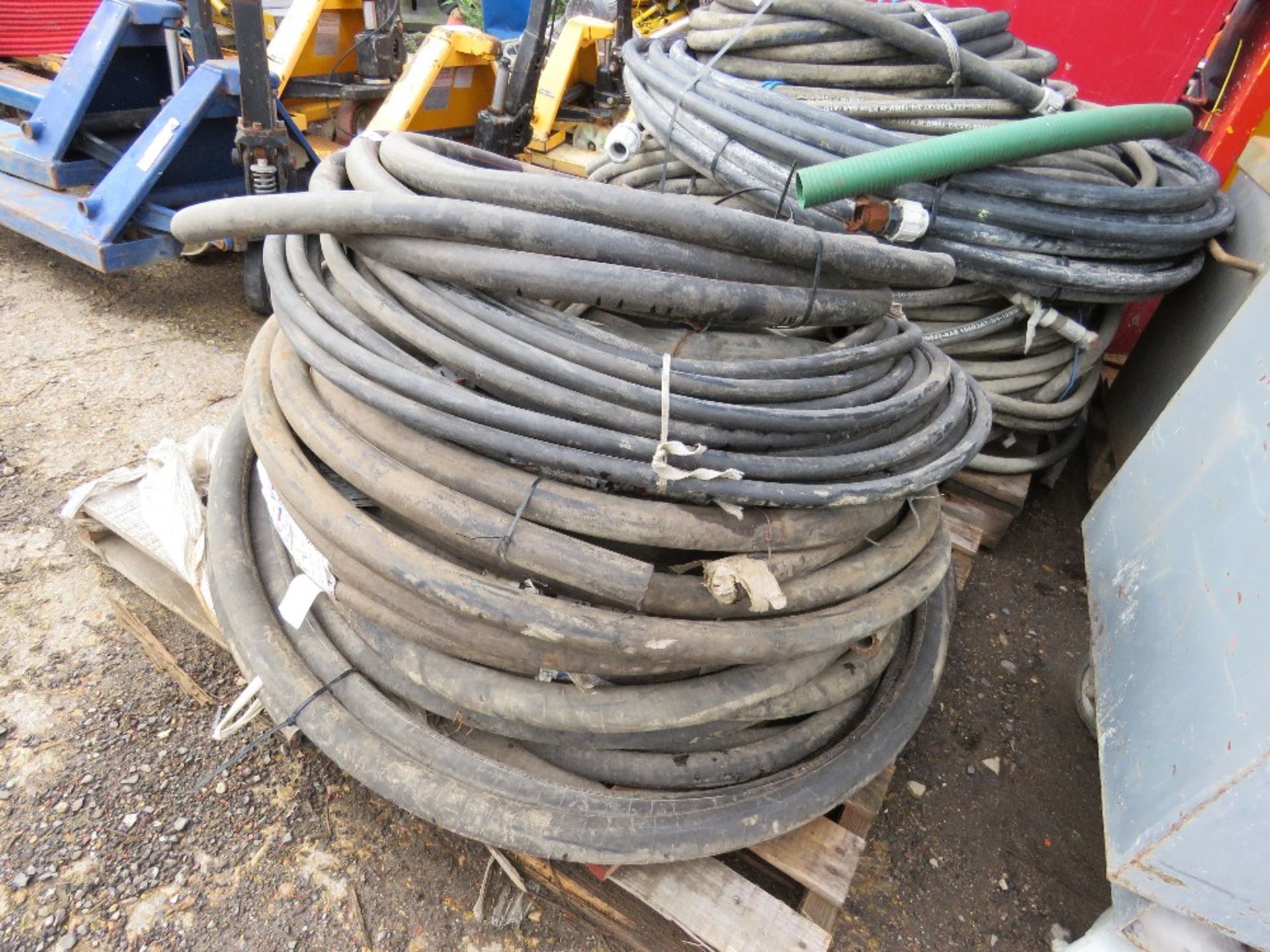 Pallet of pipes - Image 3 of 4