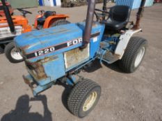 FORD 1220 4WD COMPACT TRACTOR WITH REAR LINKAGE HYDROSTATIC DRIVE