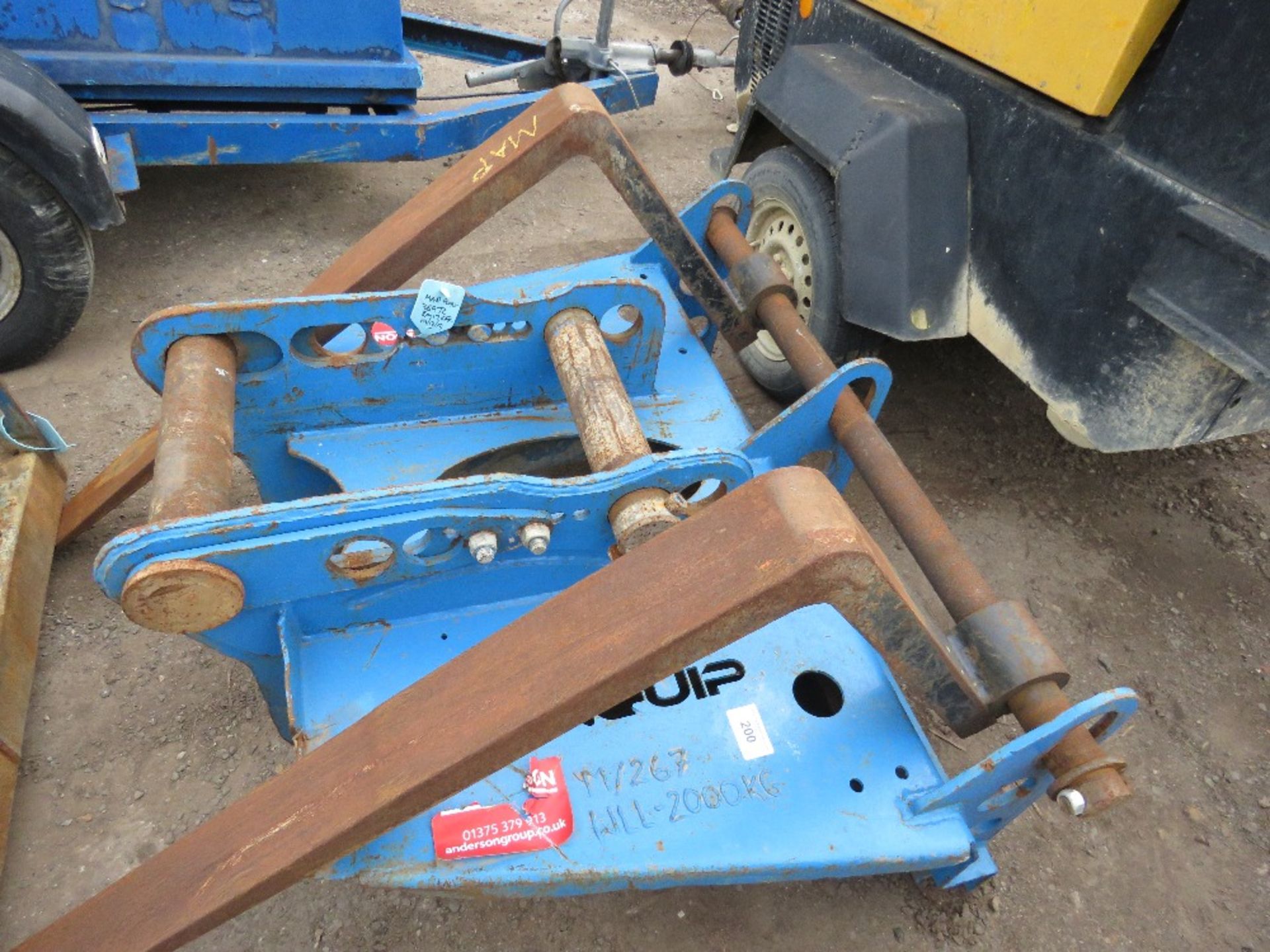 SET OF CONQUIP EXCAVATOR MOUNTED PALLET FORKS, UNTESTED