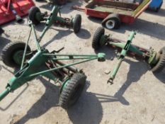 SET OF TOWED GANG MOWERS, WHEEL DRIVEN