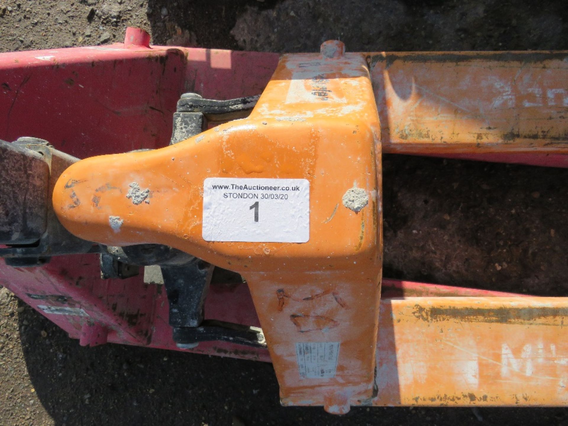 2no. Pallet trucks, ex company liquidation - Image 3 of 3