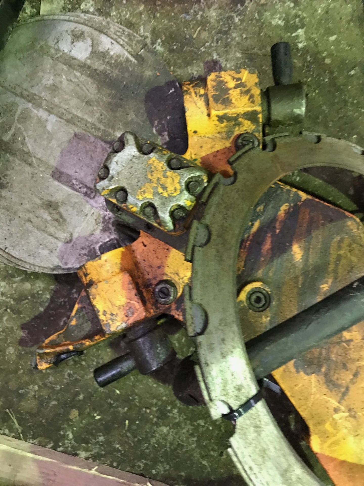 Partner hydraulic ring saw plus 2no. blades - Image 3 of 3