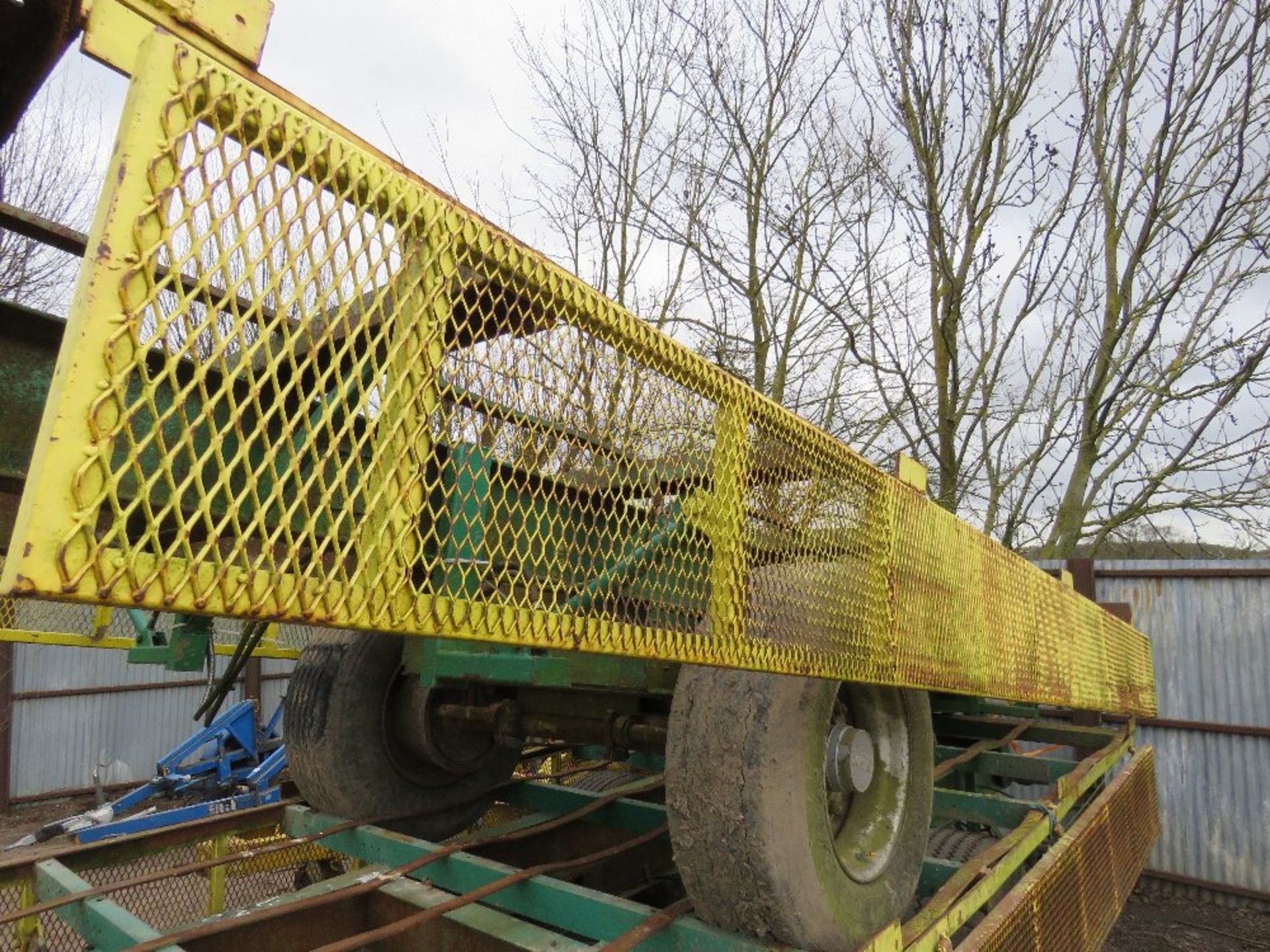 SINGLE AXLED AGRICULTURAL TRAILER IDEAL FOR HAY AND STRAW - Image 3 of 6