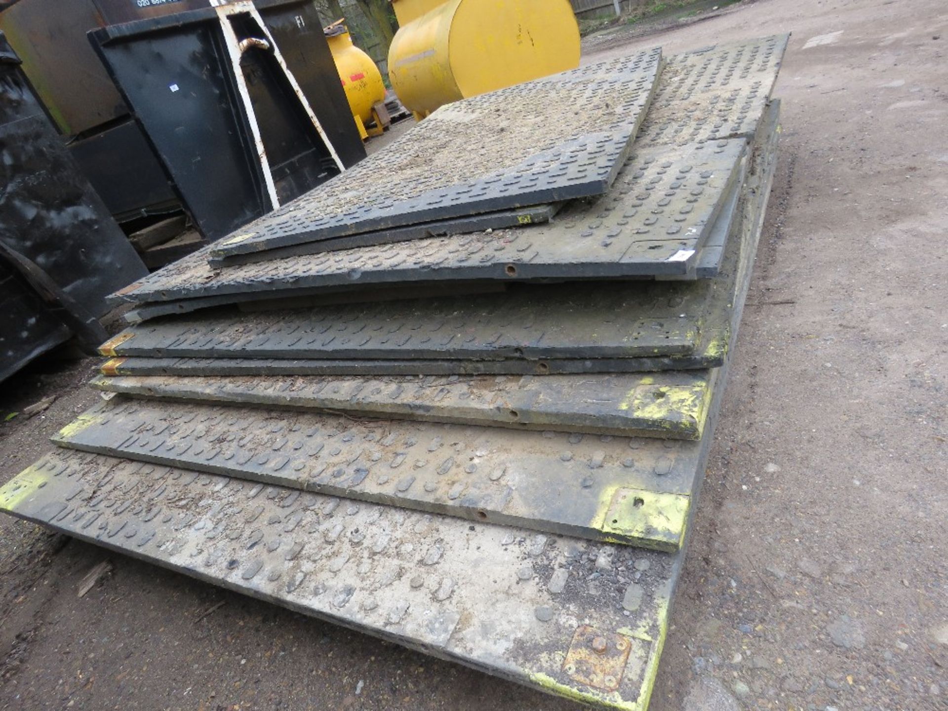 Qty of heavy duty plastic bog/track mats - Image 5 of 5