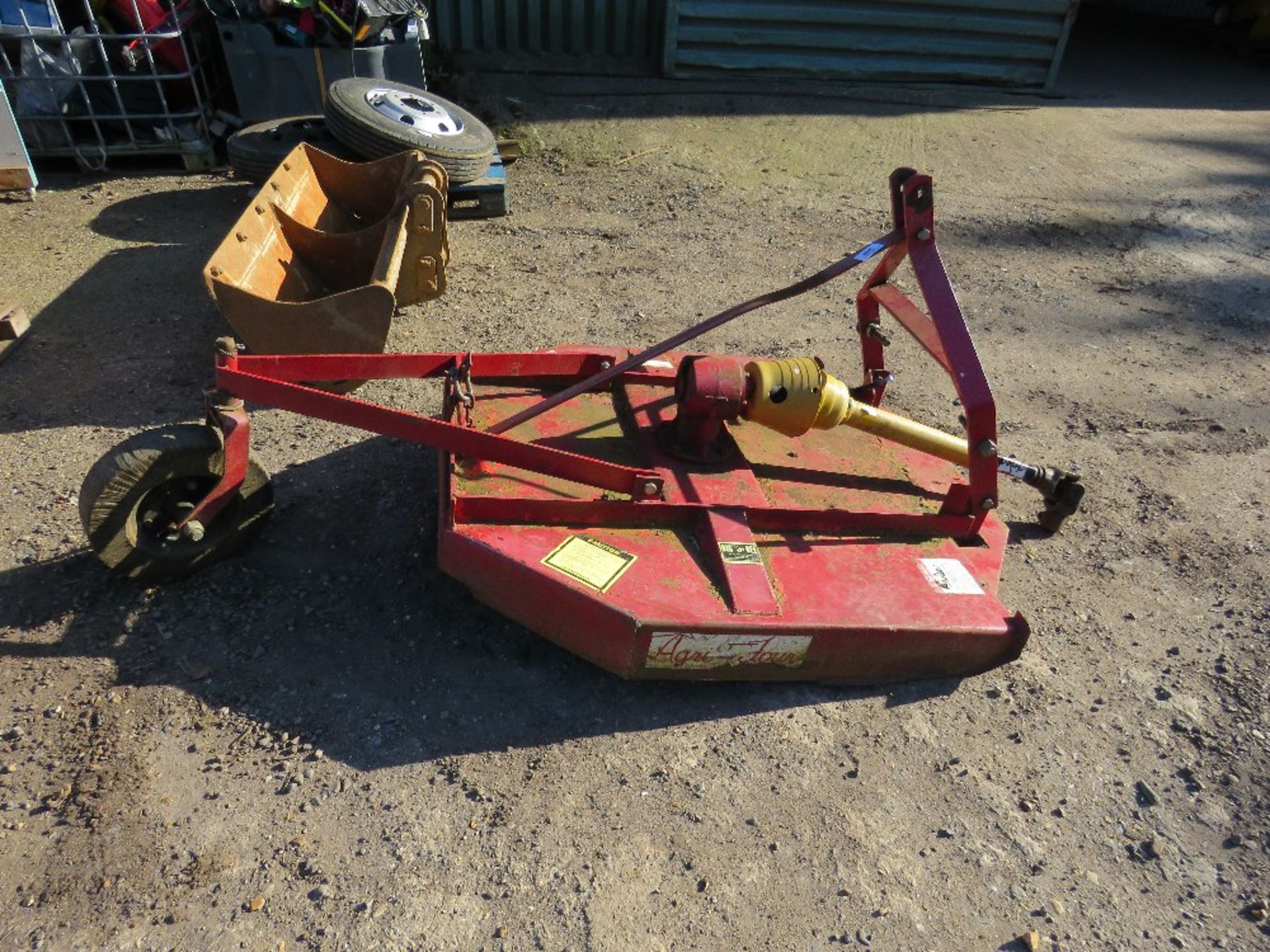 BIG BEE TRACTOR MOUNTED 4FT TOPPER MOWER - Image 4 of 6