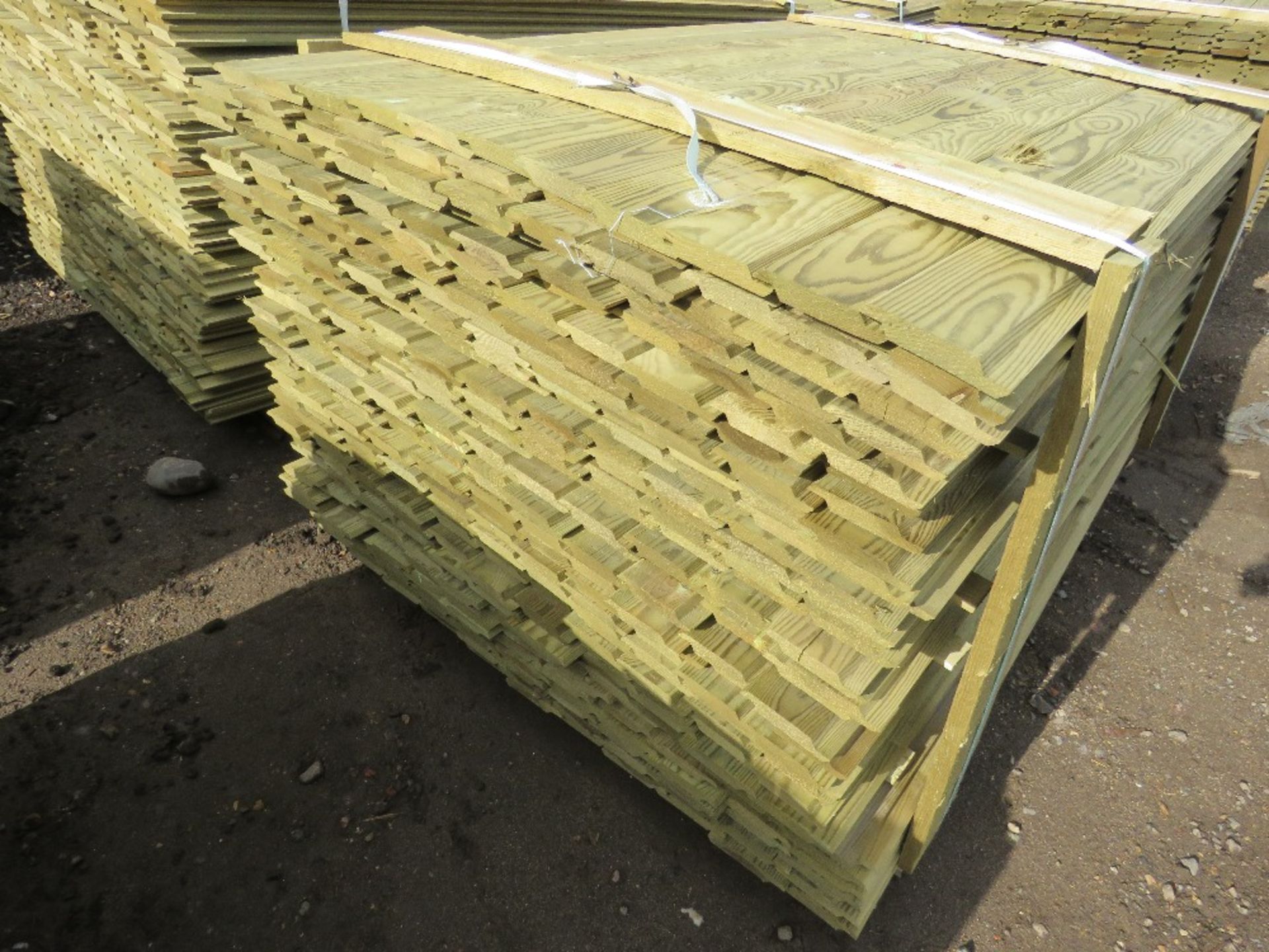 Pack of shiplap timber cladding, 1.73m length x 10cm wide approx. - Image 2 of 2