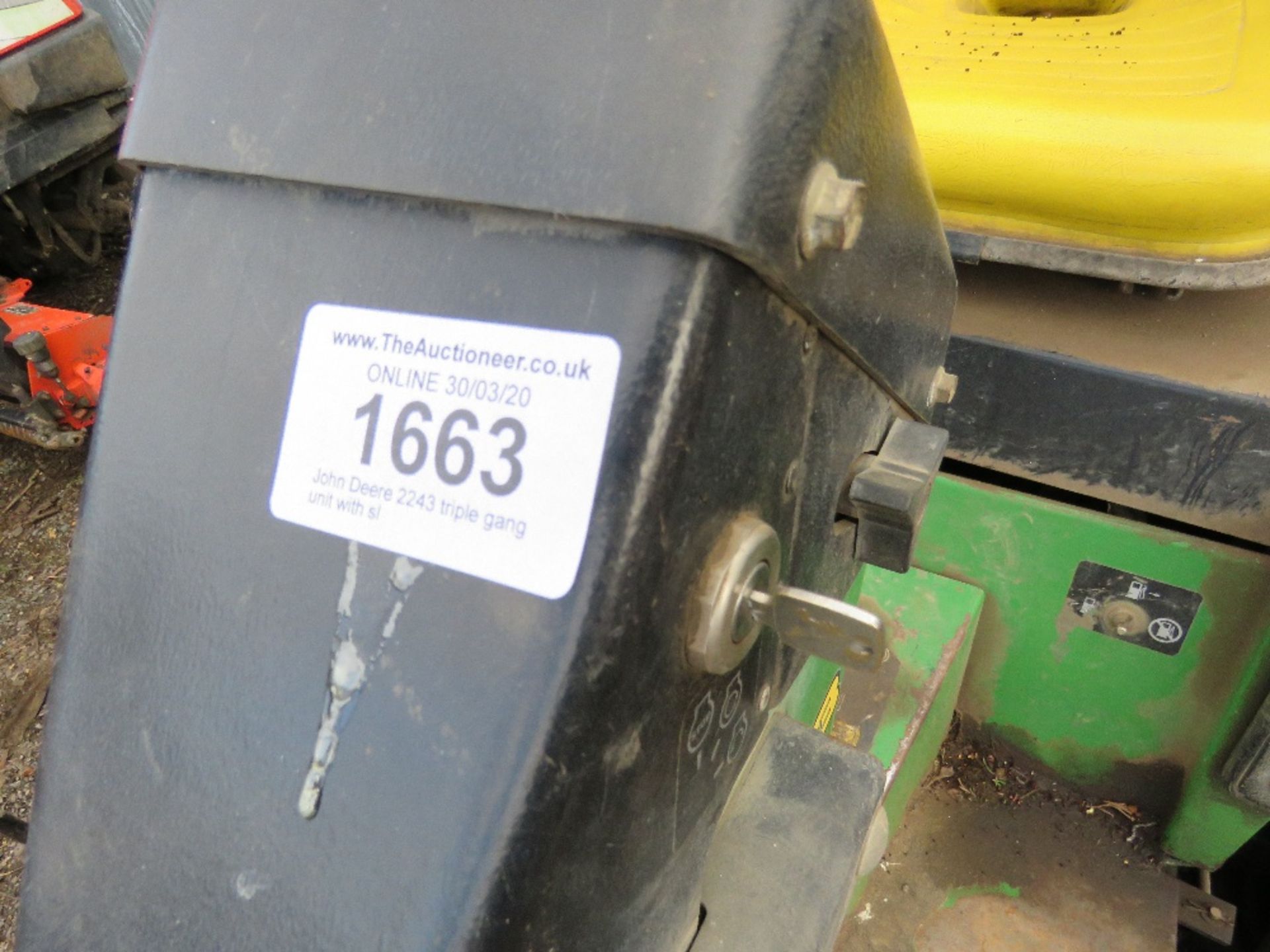 John Deere 2243 triple gang unit with slitter heads - Image 5 of 6