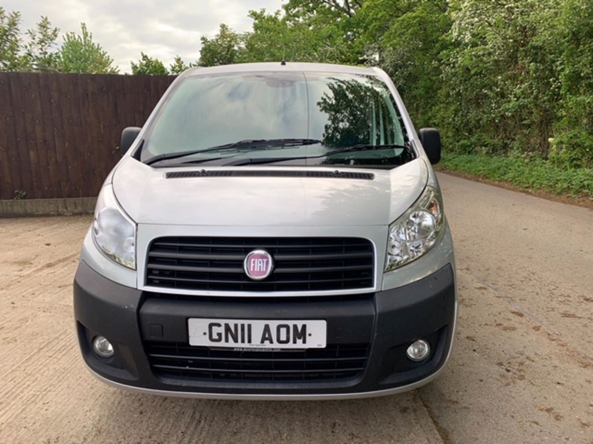 FIAT SCUDO PANEL VAN. YEAR 2011 1.6HDI ENGINE SOLD WITH A FULL MOT WITH V5 TWIN SIDE LOADING - Image 2 of 9