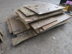 APPROX 14 NO. STEEL ROAD PLATES 3 TONNE TOTAL WEIGHT