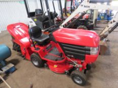 WESTWOOD S150H RIDE ON MOWER WITH COLLECTOR,