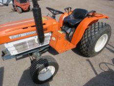 KUBOTA B1600 4WD COMPACT TRACTOR ON GRASS TYRES WITH REAR LINKAGE, NO VAT ON HAMMER PRICE