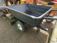 Two-wheeled muck barrow