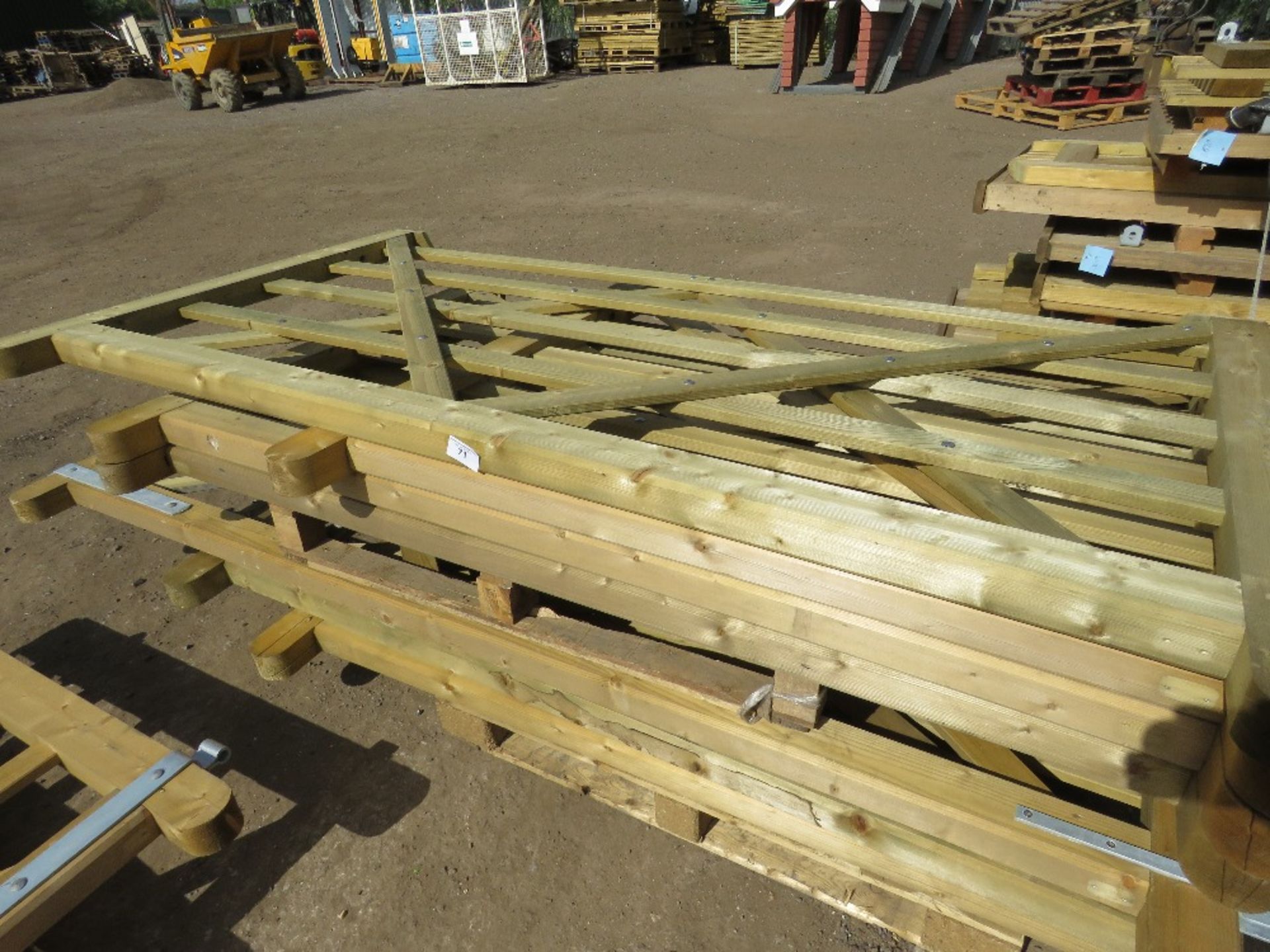 7 X ASSORTED WOODEN FIELD GATES: 1@2.4M, 1@1.5M, 3@2.1M, 1@2.7M, I@1.8M