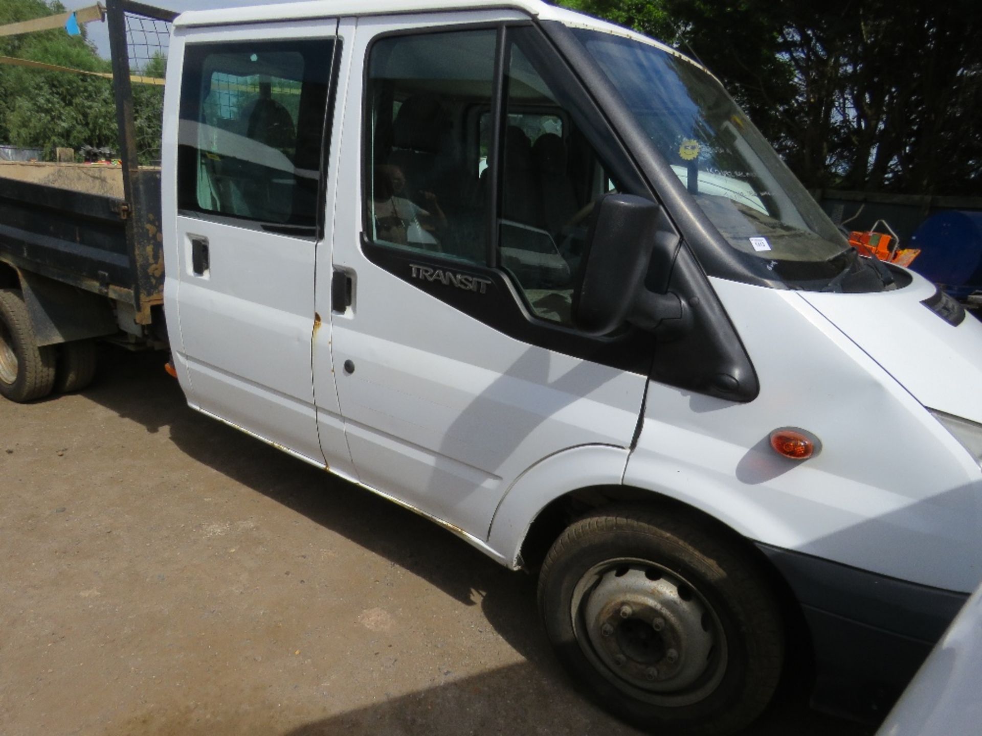 FORD TRANSIT DOUBLE CAB TIPPER REG: HK12DLU TESTED TILL 16/08/2020, 157,482 REC MILES. DIRECT EX