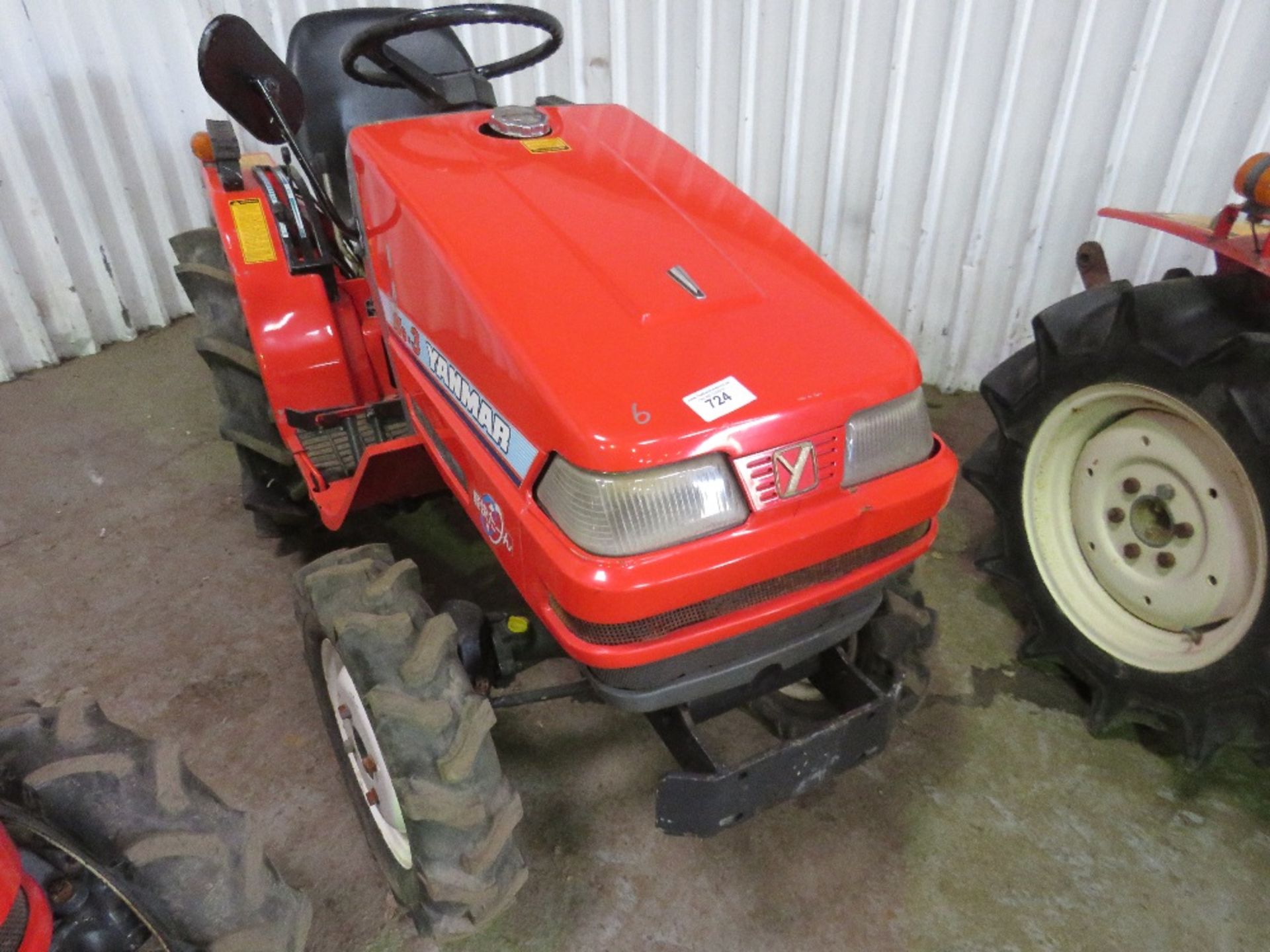 YANMAR KE-3 4WD COMPACT TRACTOR WITH REAR LINKAGE WHEN TESTED WAS SEEN TO START, DRIVE, STEER AND BR