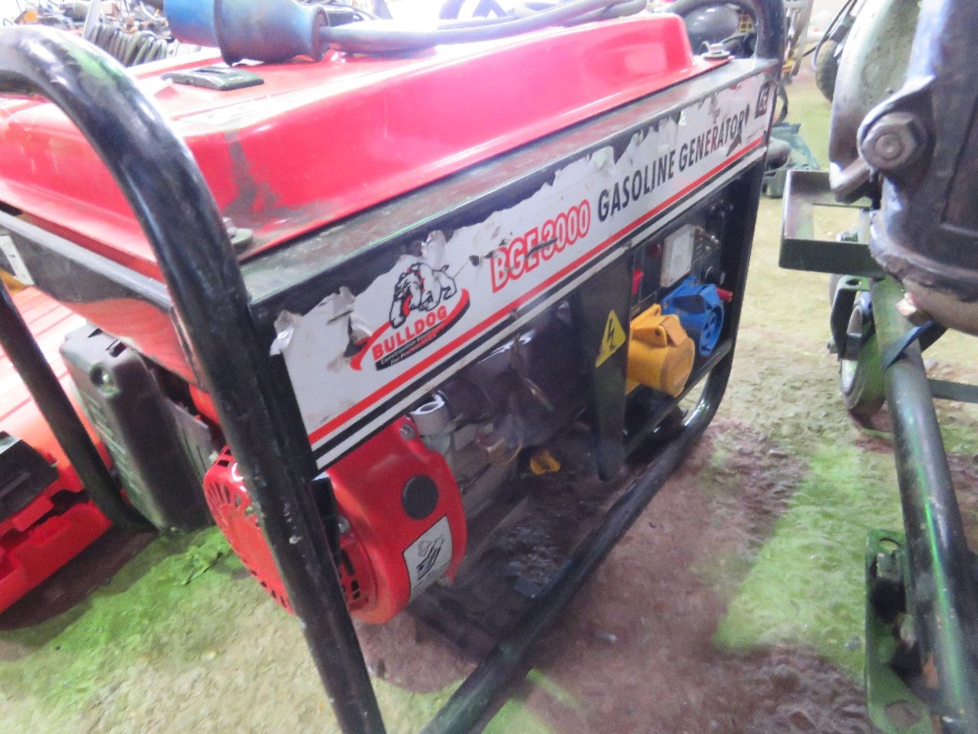 PETROL ENGINED GENERATOR C/W 240VOLT LEAD - Image 2 of 2