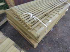 8 X ASSORTED SMALL SIZED FENCING PANELS