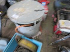 Gas powered dustbin-type heater