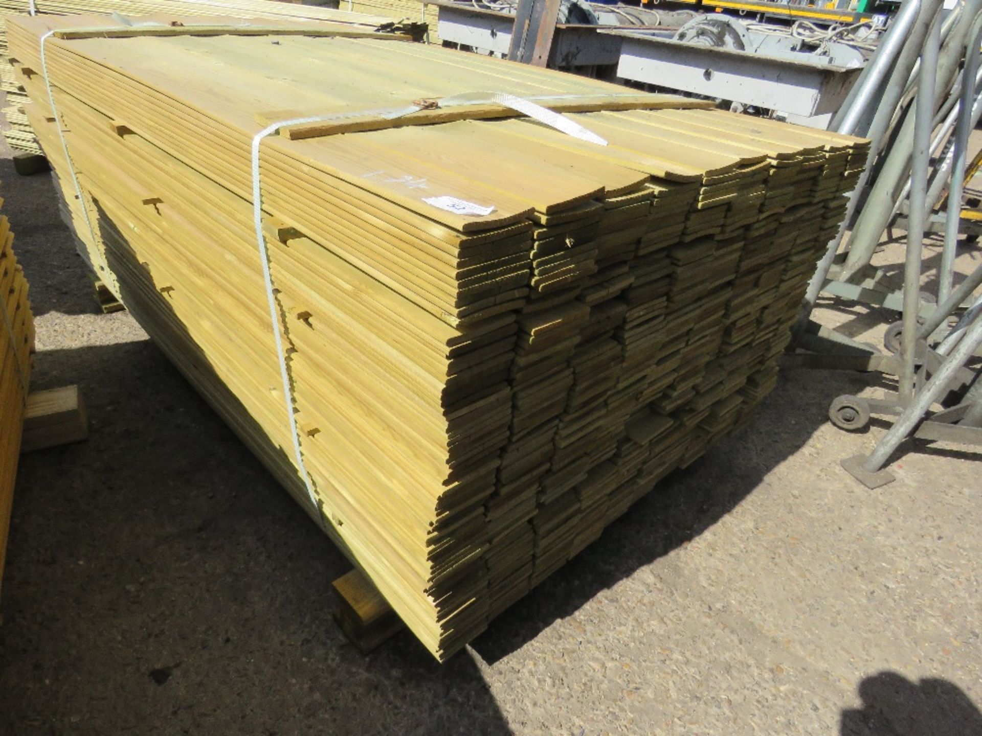 1 X PACK OF SHIPLAP FENCE TIMBER CLADDING @1.74METRE LENGTH X 9CM WIDE