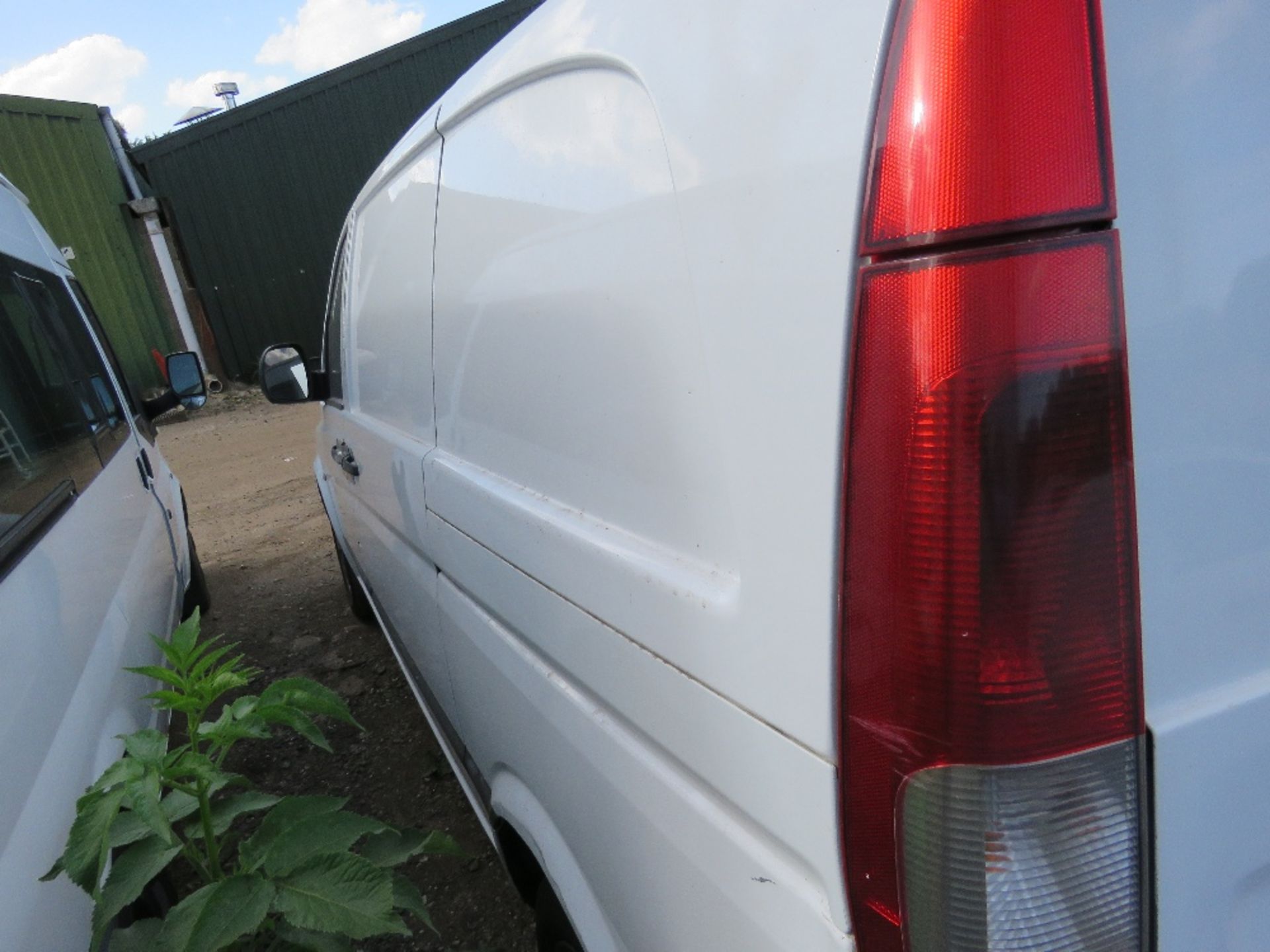 MERCEDES VITO PANEL VAN REG:DE58 EOU, 157,295 REC MILES. WHEN TESTED WAS SEEN TO DRIVE, STEER AND BR - Image 7 of 8