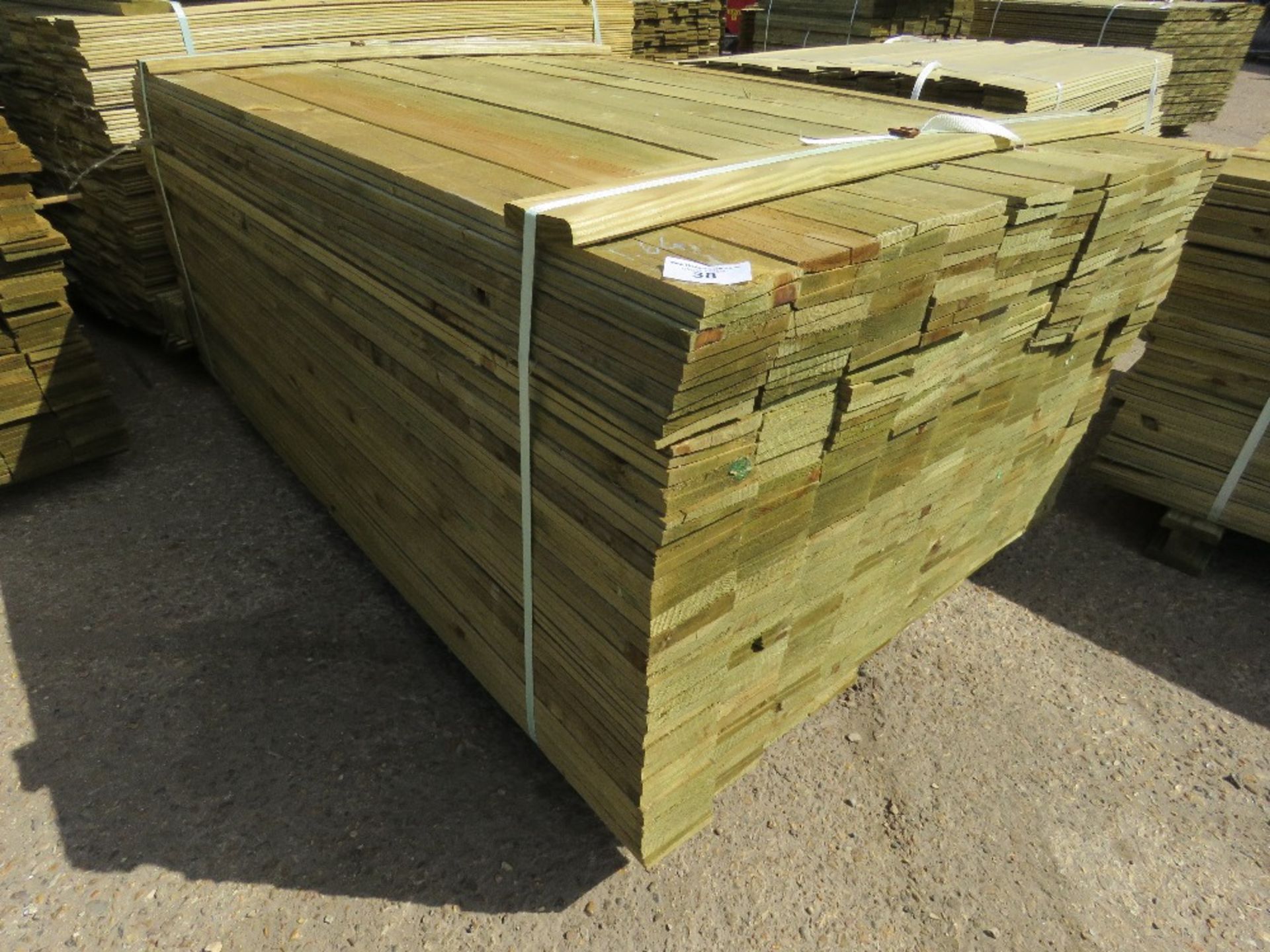 1 X PACK OF FEATHER EDGE TIMBER CLADDING @1.64METRE LENGTH X 10CM WIDE APPROX