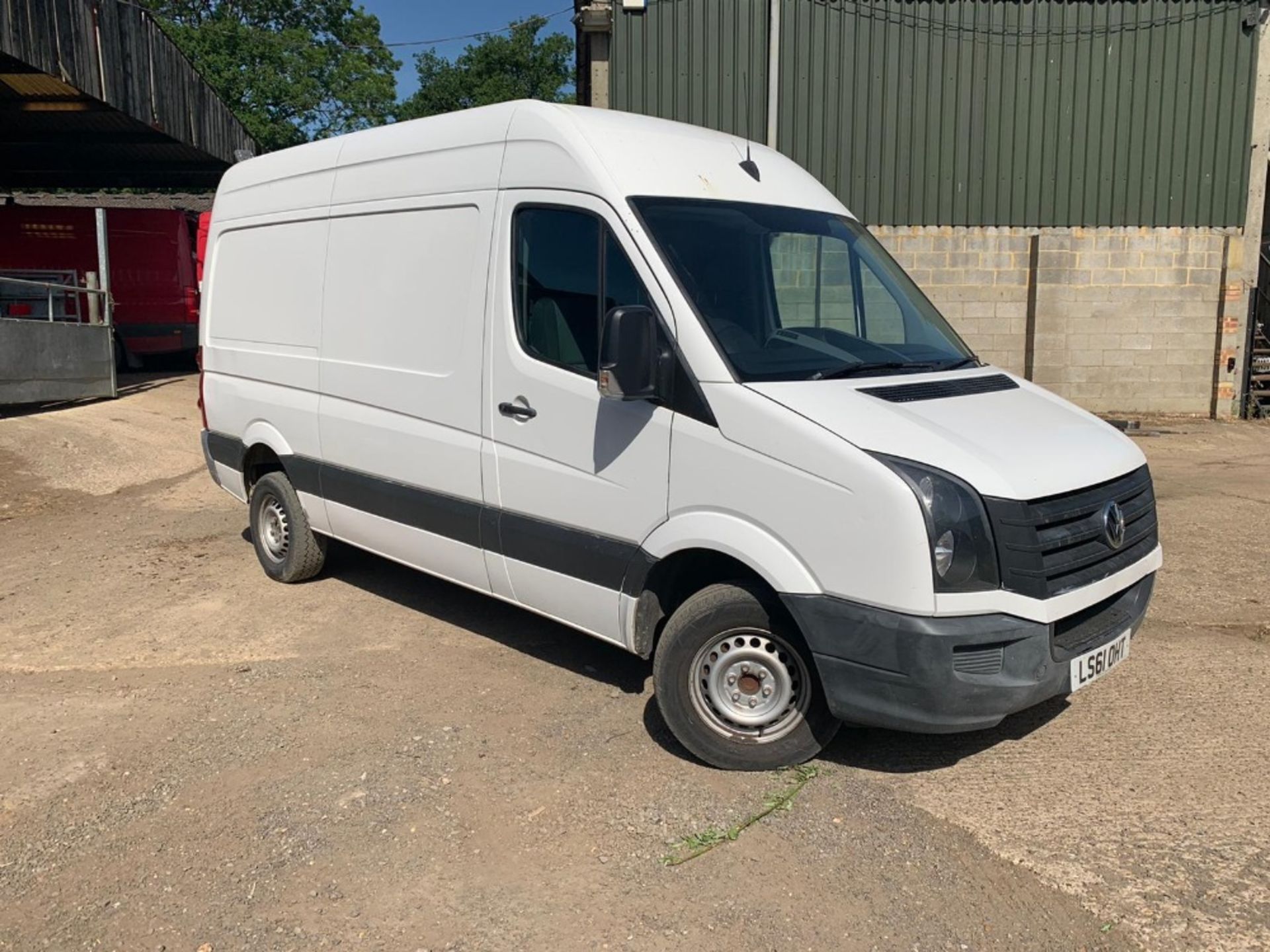 VW CRAFTER MWB PANEL VAN. YEAR 2011 61 REG. 2.0 DIESEL, 136HP, 6 SPEED MANUAL. 3 SEAT CAB, SIDE LOAD