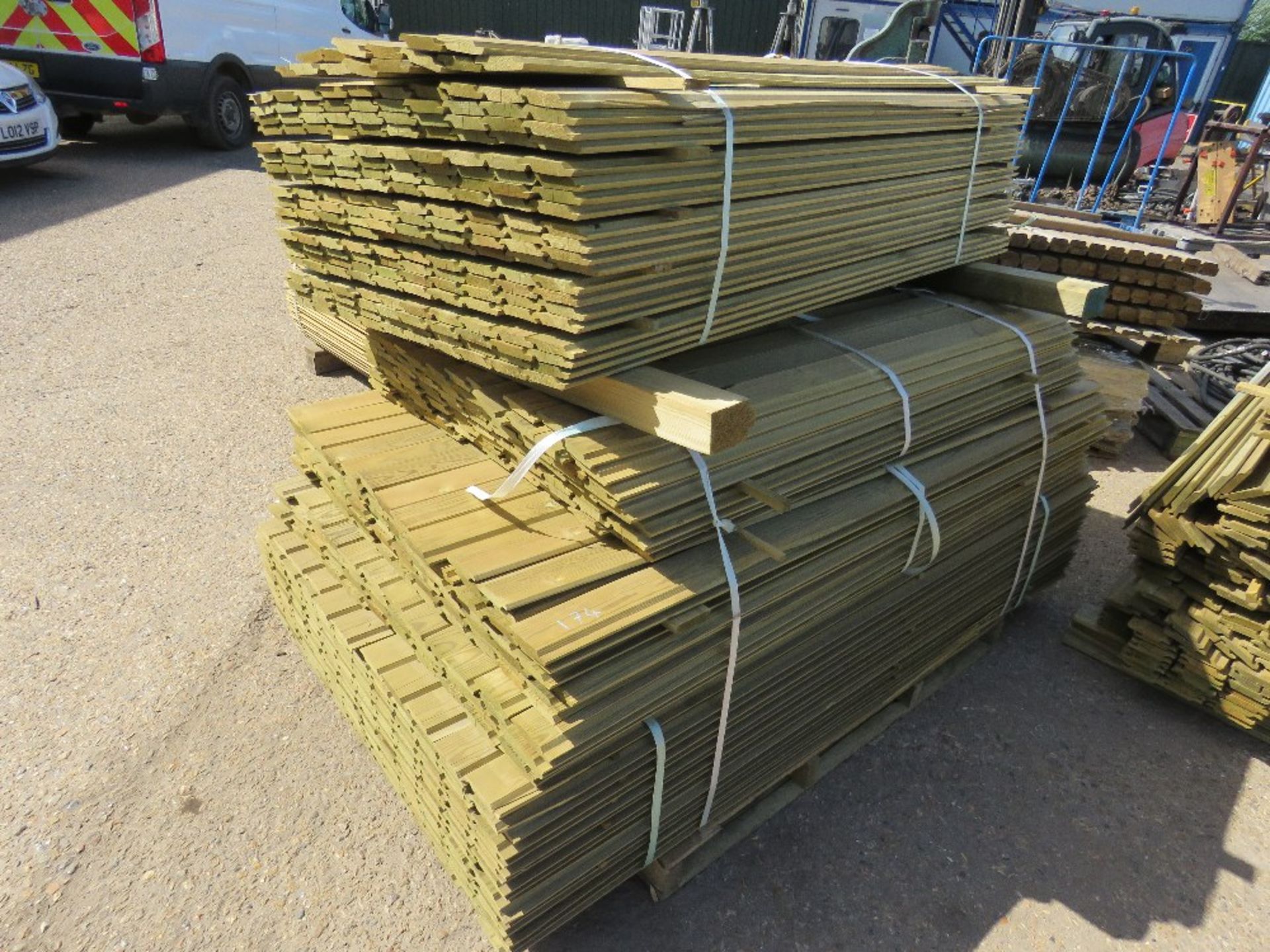 2 X PACKS OF SHIPLAP TIMBER FENCE CLADDING, 1.55M X 9CM WIDE X 1.5CM DEEP APPROX - Image 3 of 3