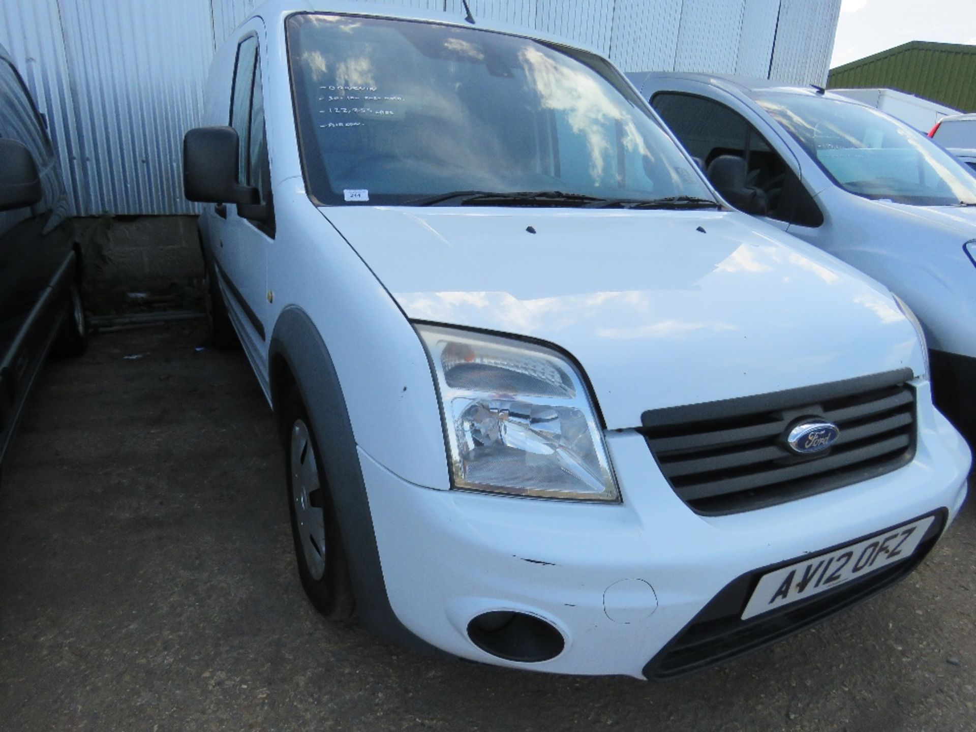 FORD TRANSIT CONNECT PANEL VAN 122,255 REC MILES, WITH AIR CON. REG:AV12 OFZ WITH V5. TESTED TILL 3