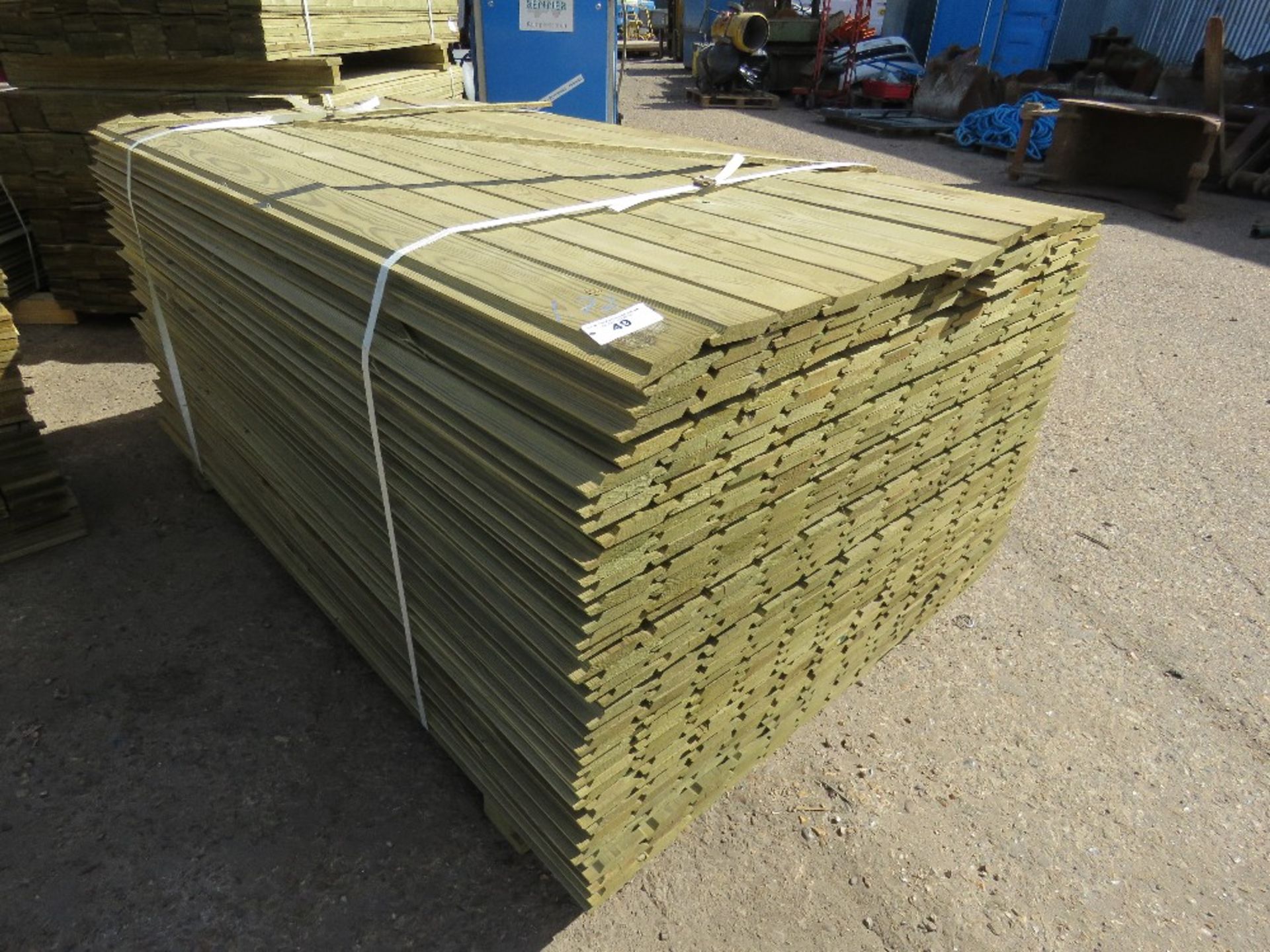 1 X PACK OF SHIPLAP FENCE TIMBER CLADDING @1.72METRE LENGTH X 9CM WIDE