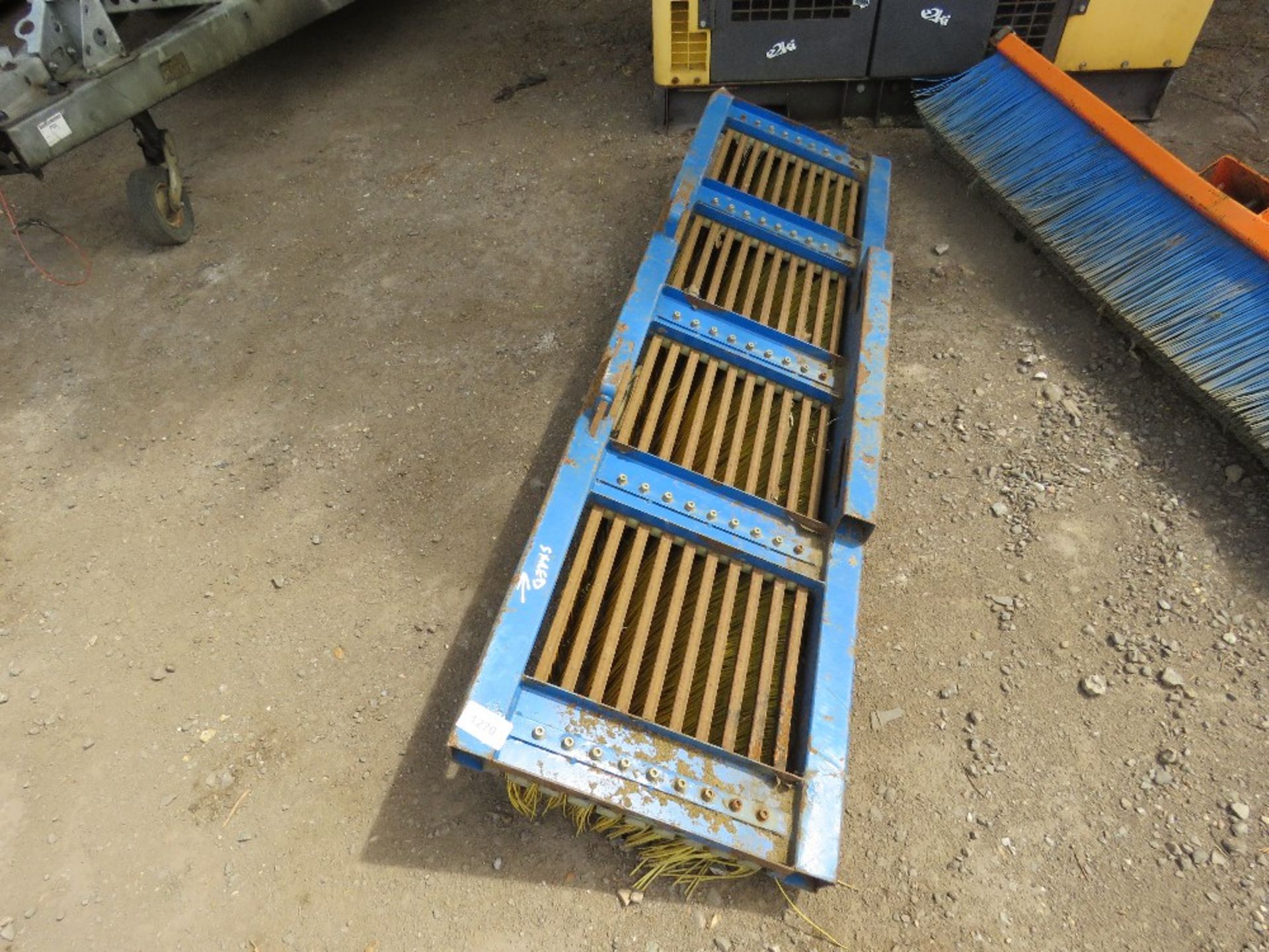 BLUE 6FT WIDE FORKLIFT YARD BRUSH