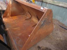 LARGE SIZED 2.7CUBIC METRE TELEHANDLER BUCKET, 7FT WIDE APPROX, YEAR 2015, CAT TELEHANDLER BRACKETS